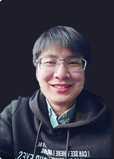 何偉